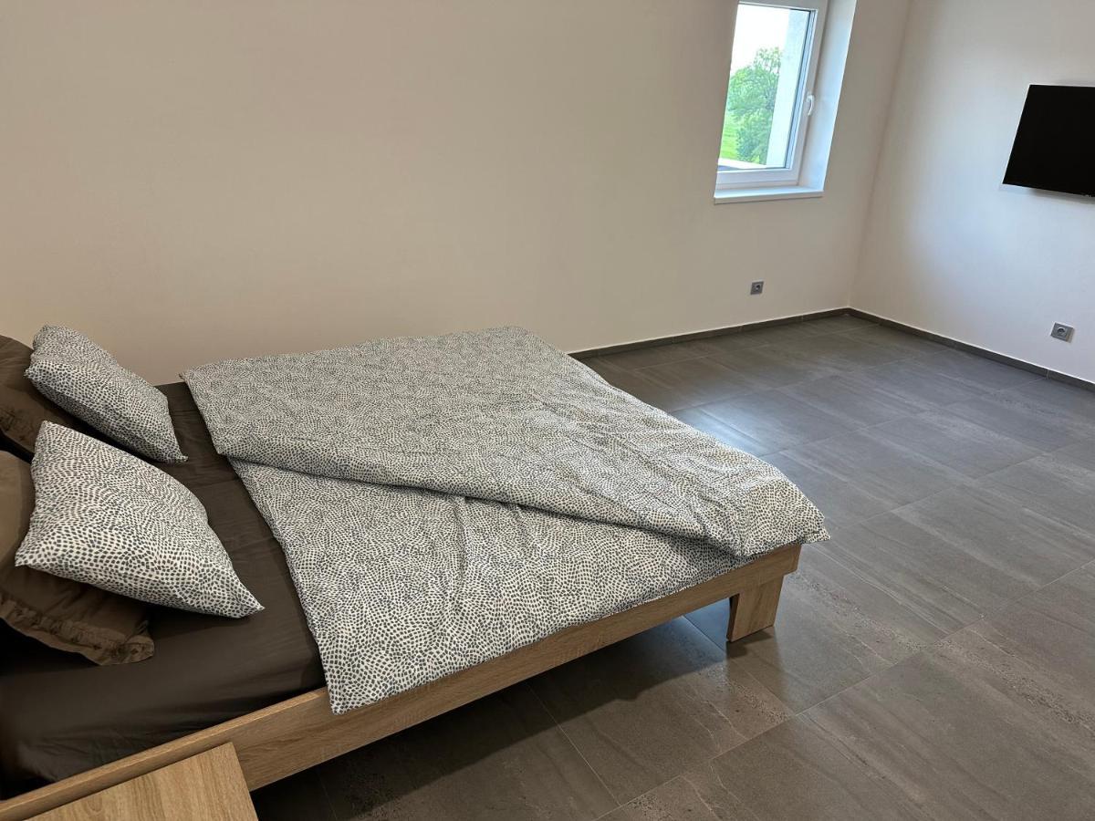 Apartman Byt 75M2 Klid Priroda Pro Rodinu Πράγα Εξωτερικό φωτογραφία