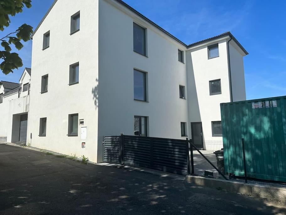 Apartman Byt 75M2 Klid Priroda Pro Rodinu Πράγα Εξωτερικό φωτογραφία