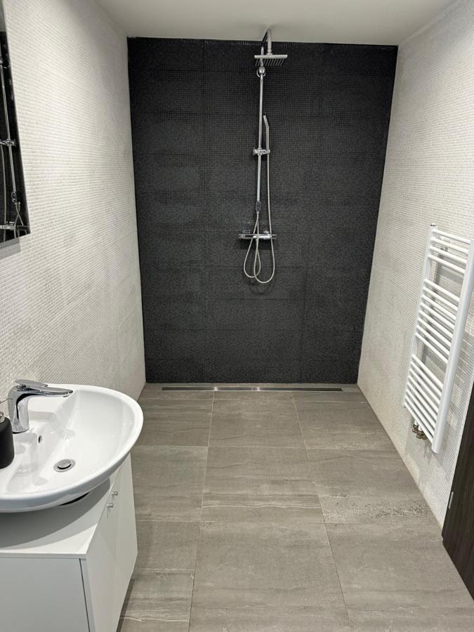 Apartman Byt 75M2 Klid Priroda Pro Rodinu Πράγα Εξωτερικό φωτογραφία